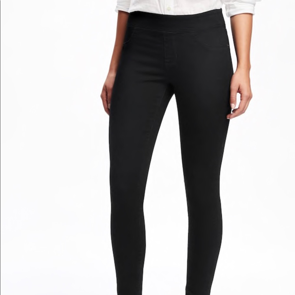 Old Navy Rock Star Pull on Jeggings